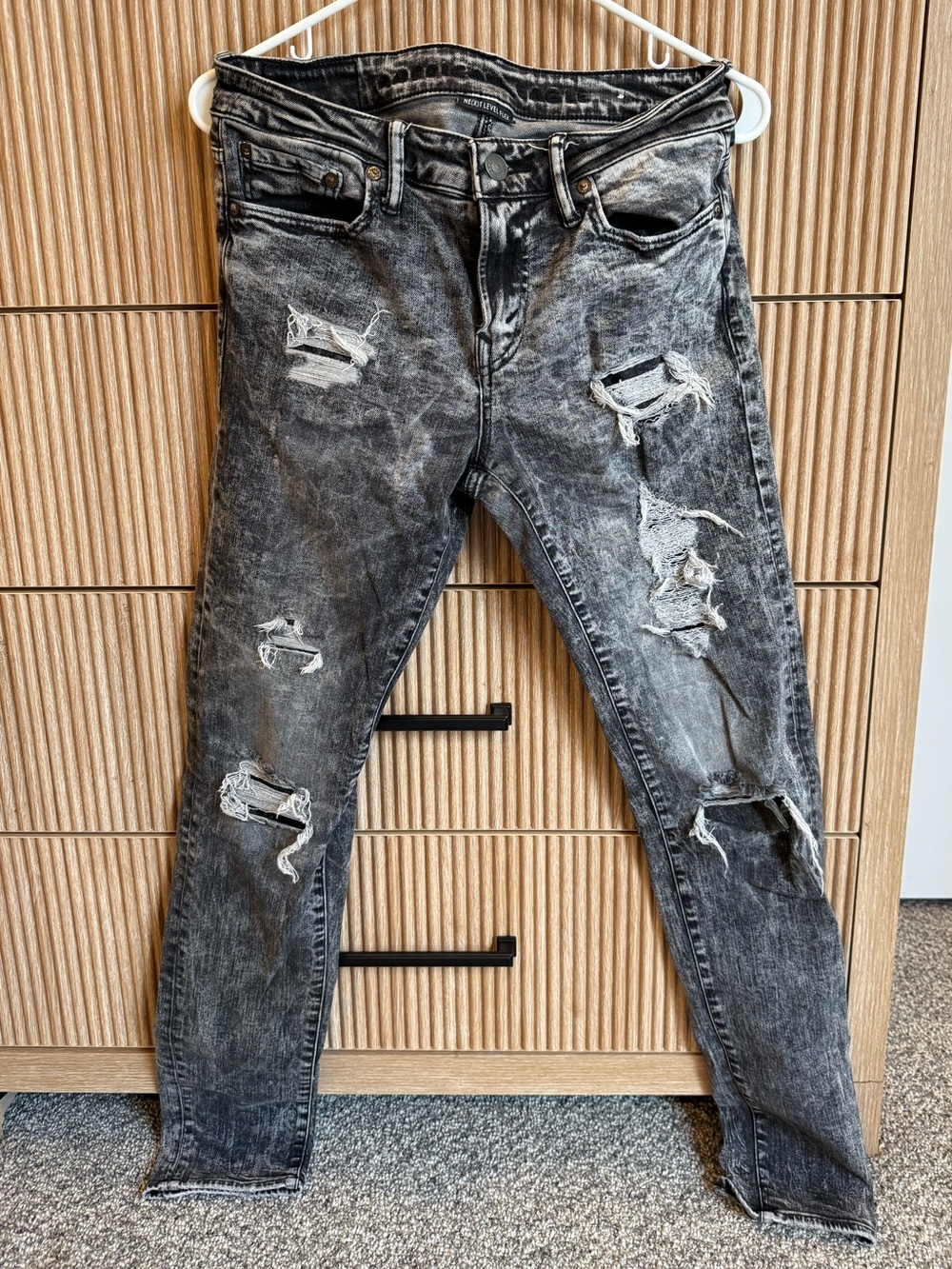 American Eagle Outfitters Black Acid-Wash Distressed Skinny Jeans